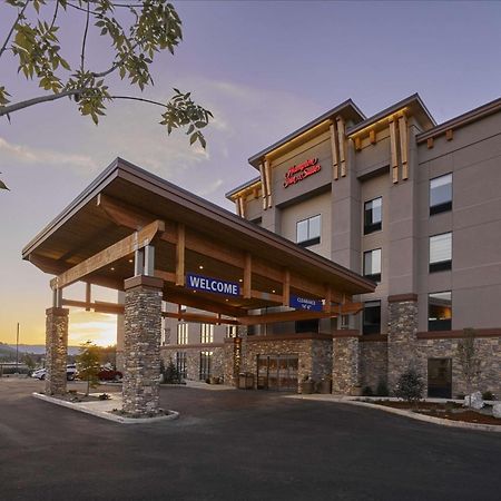 Hampton Inn & Suites Роузберг Экстерьер фото