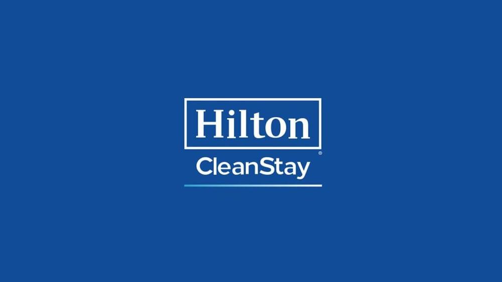 Hampton Inn & Suites Роузберг Экстерьер фото